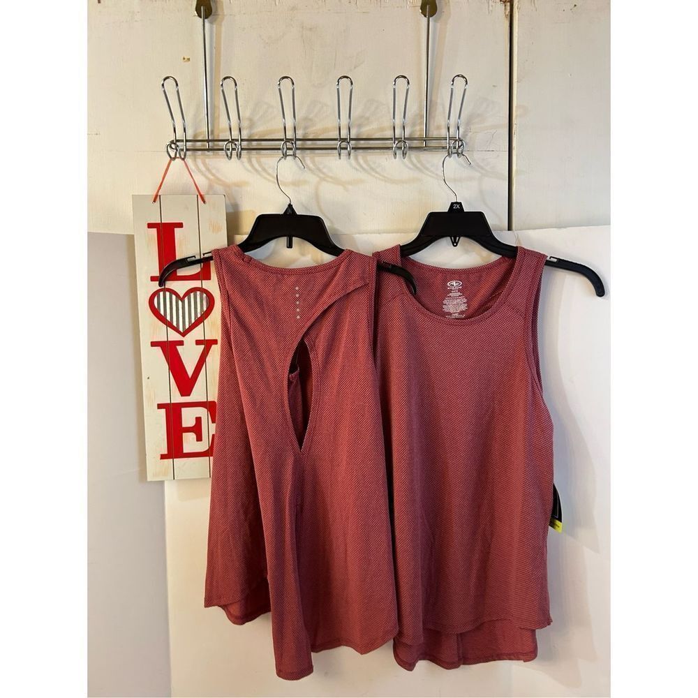 2 Athletic textured tank tops M (8-10) red balm color wear two ways tank lot NEW